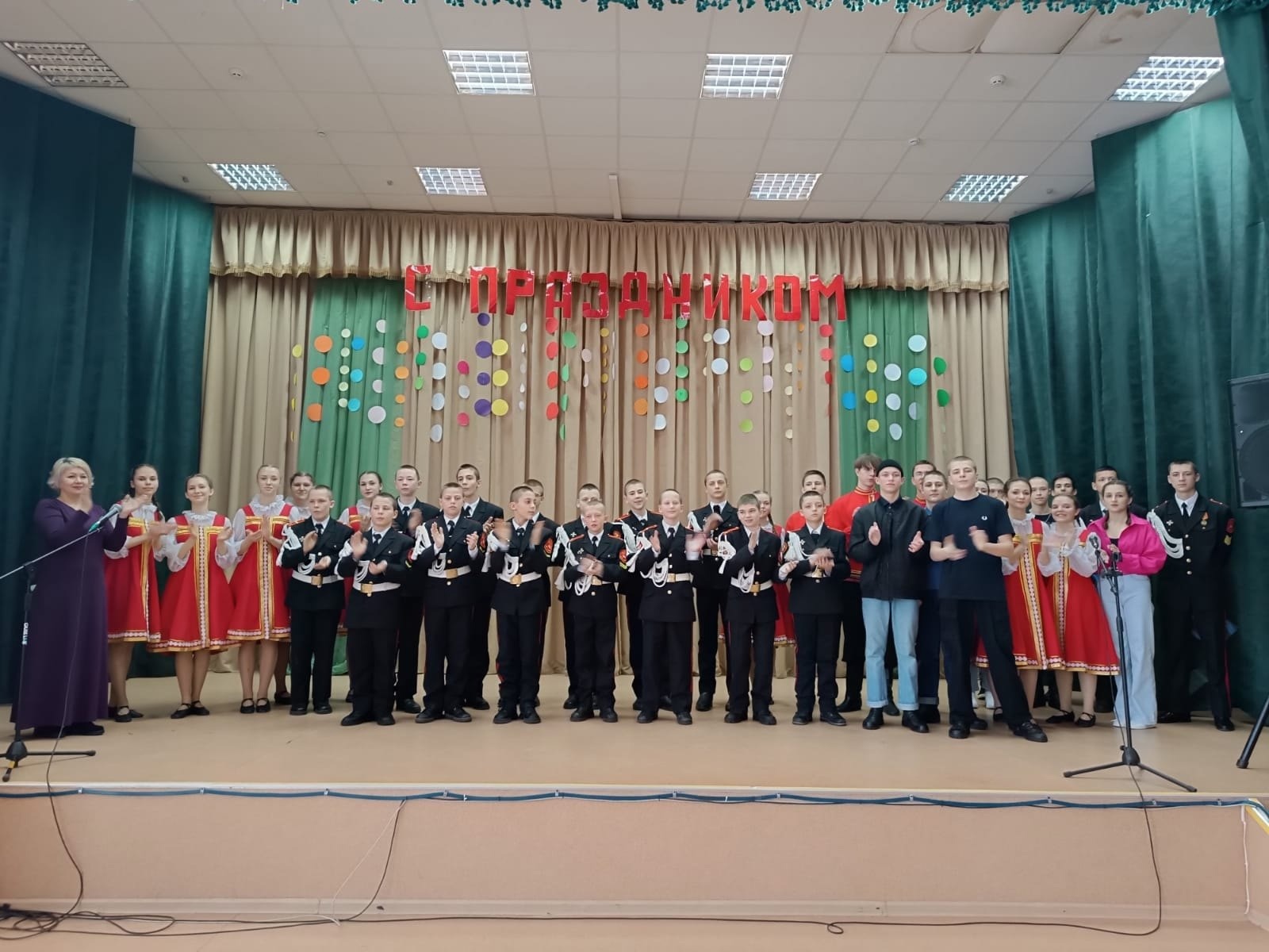 Концерт, организованный учащимися ГОУ ТО «ПКШ» и народным хореографическим коллективом «Талисман».